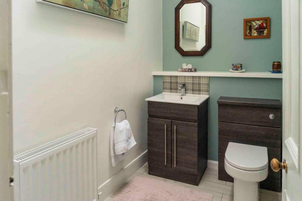 Spacious City Centre Apartment Full Of Character Inverness Exterior foto