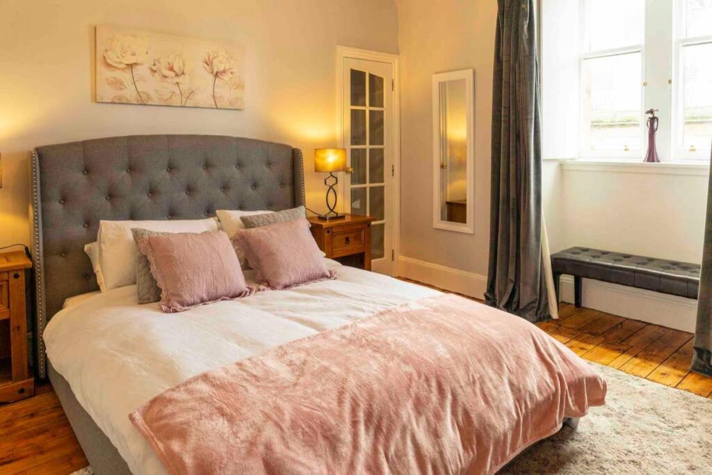 Spacious City Centre Apartment Full Of Character Inverness Exterior foto