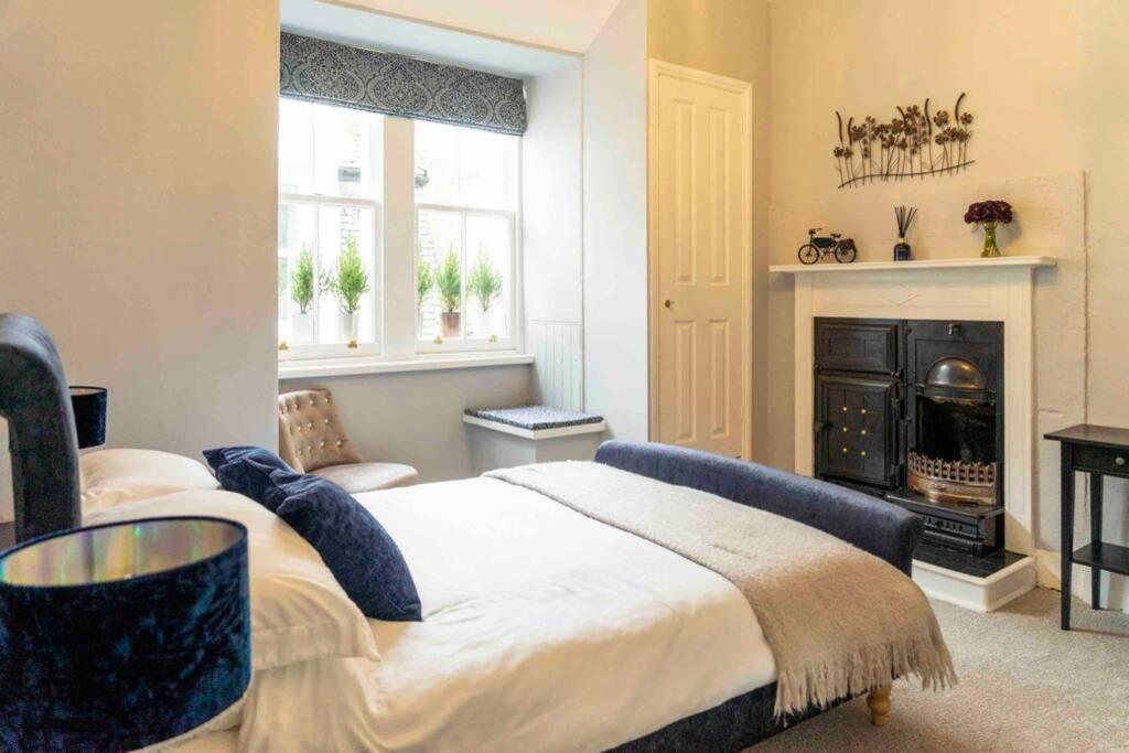 Spacious City Centre Apartment Full Of Character Inverness Exterior foto